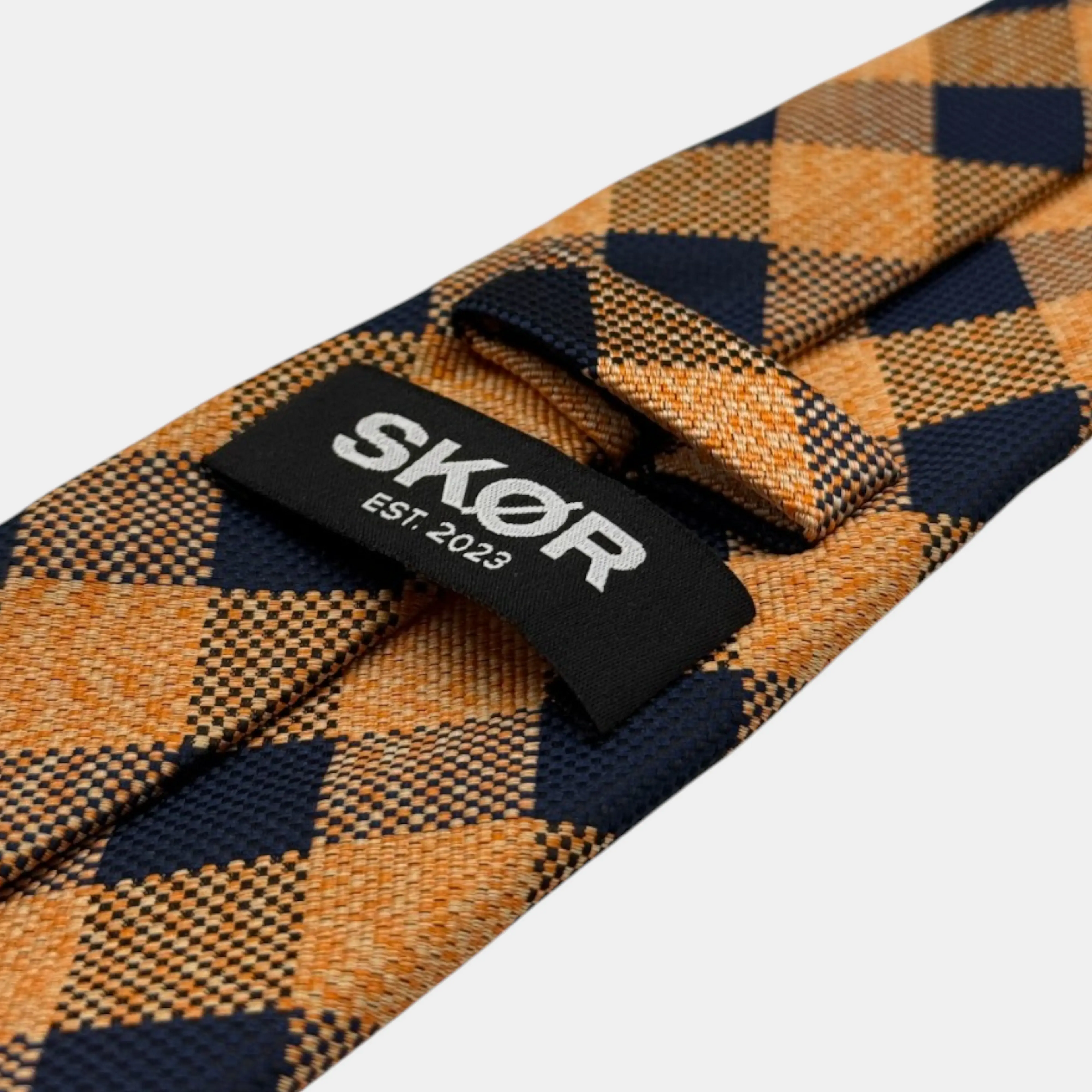 CHECKERS TIE SKØR