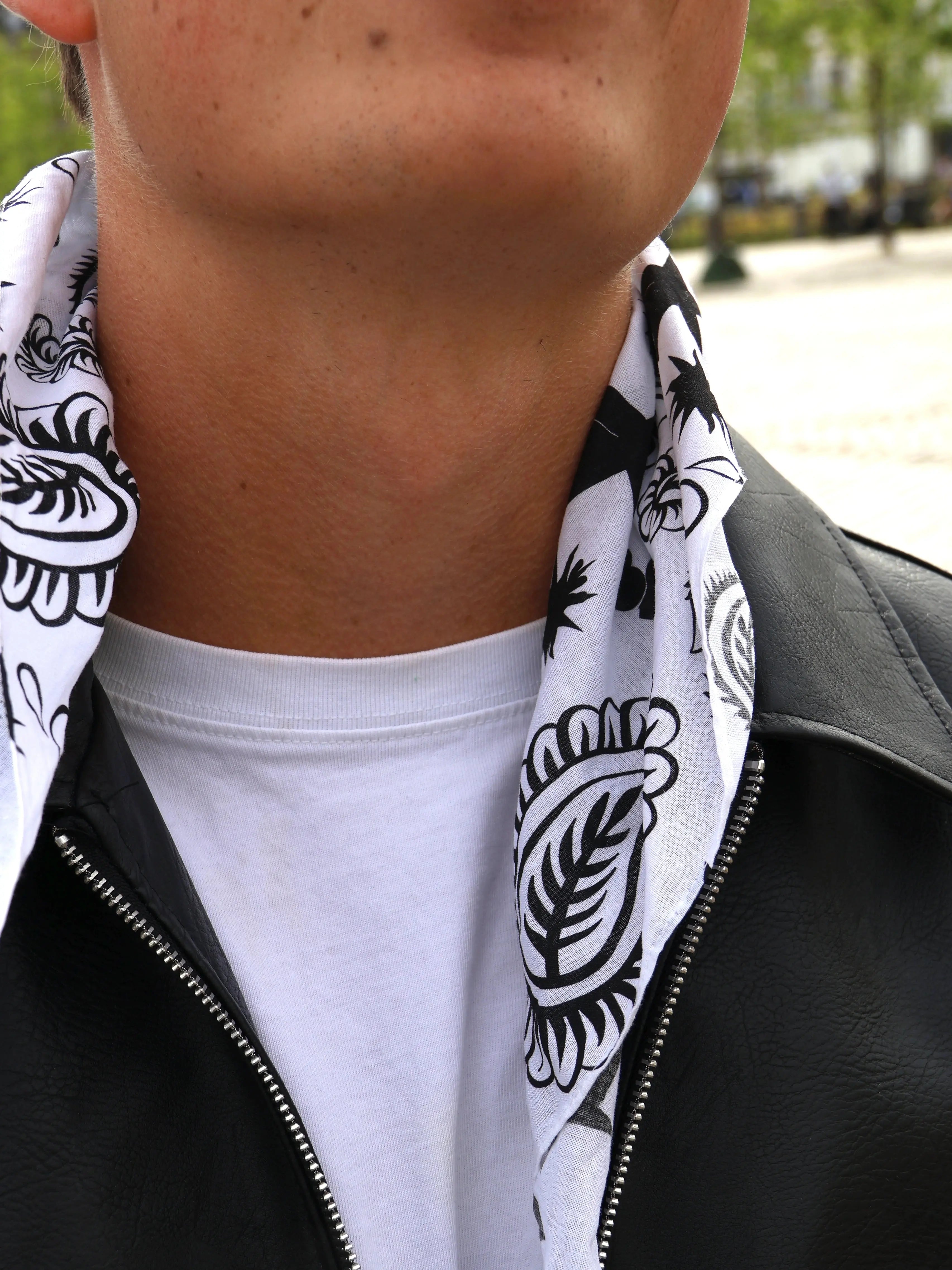 WHITE SKØR PAISLEY SKØR