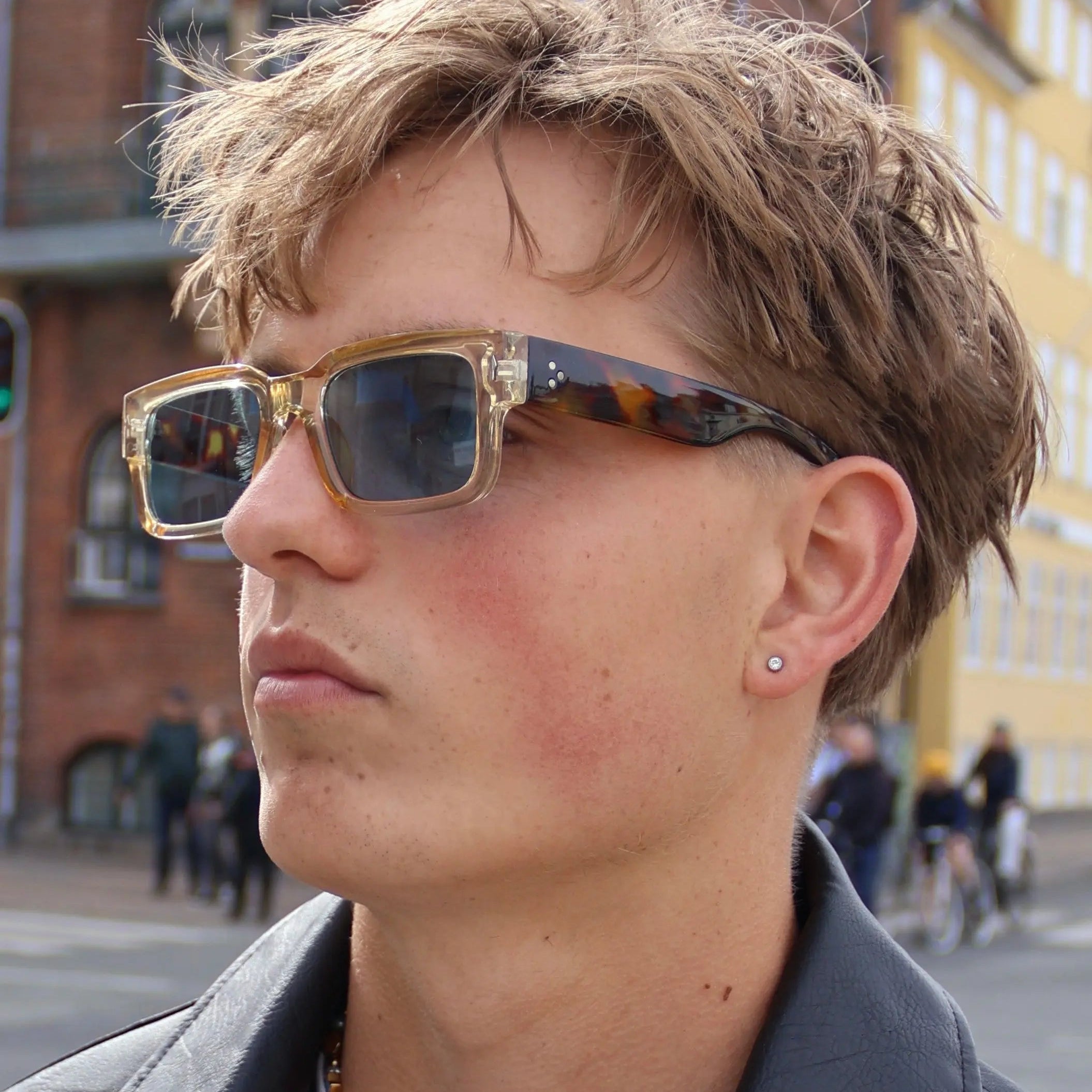 ALLEN SKØR