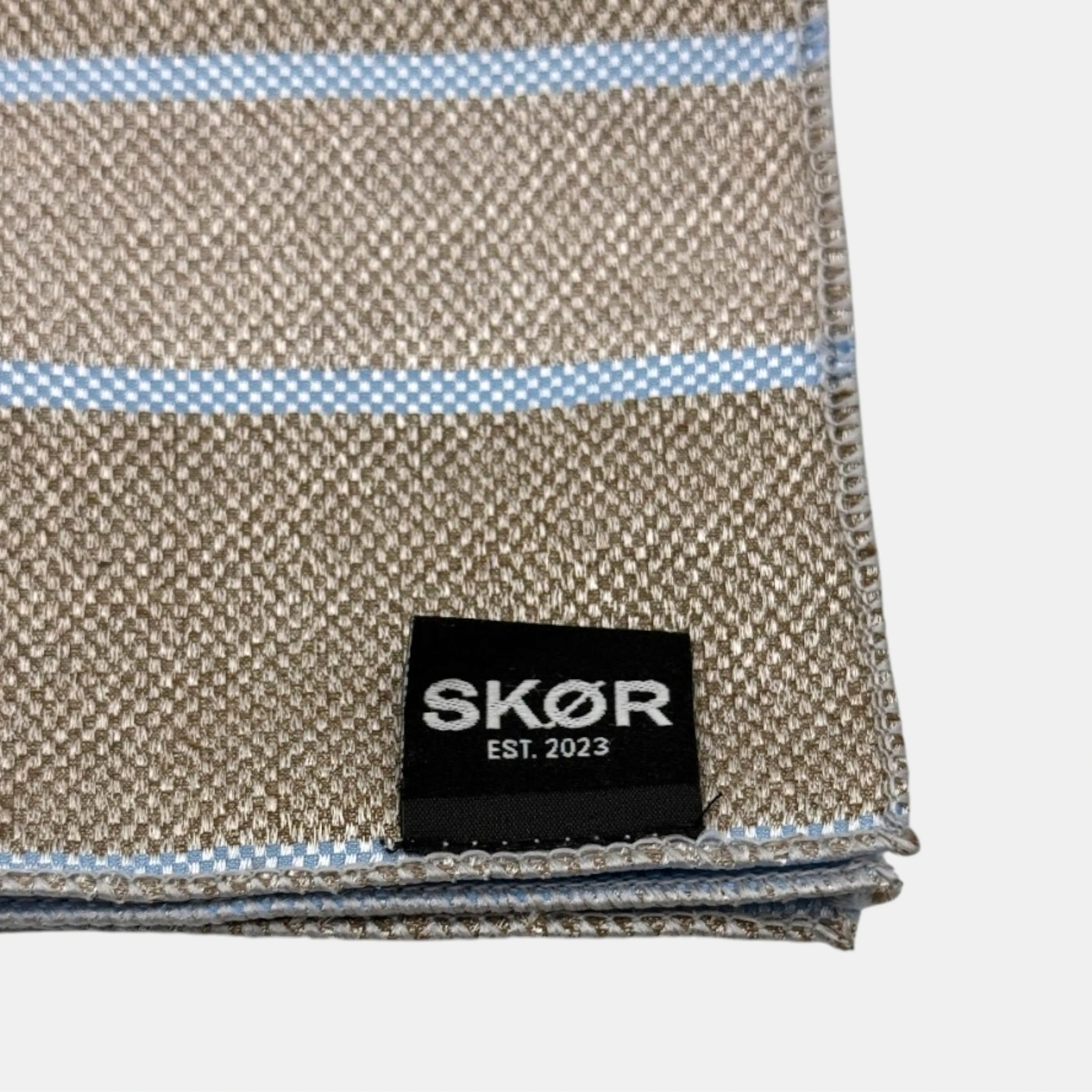 SKYLINES HANDKERCHIEF SKØR