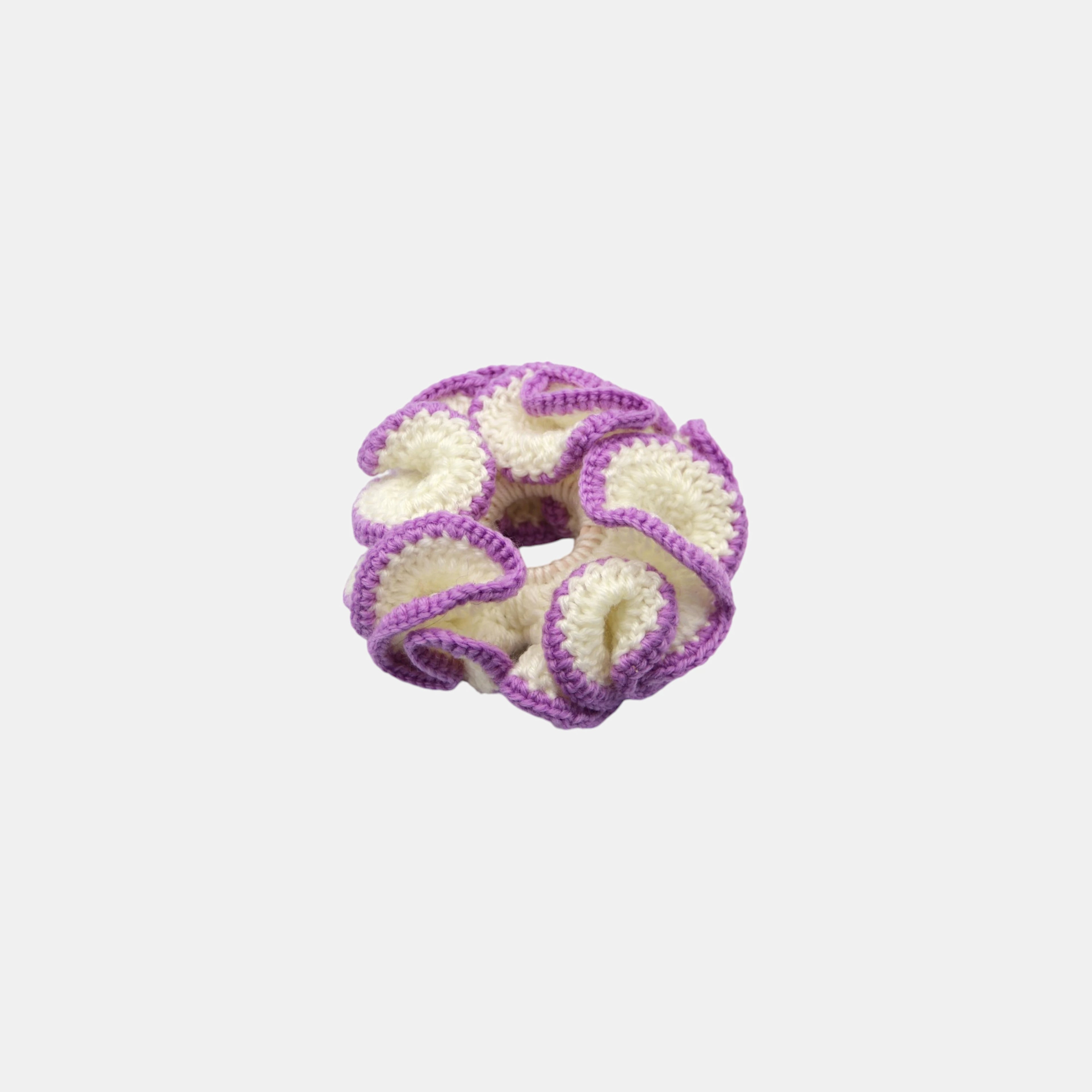 LAVENDER DREAM SCRUNCHIE