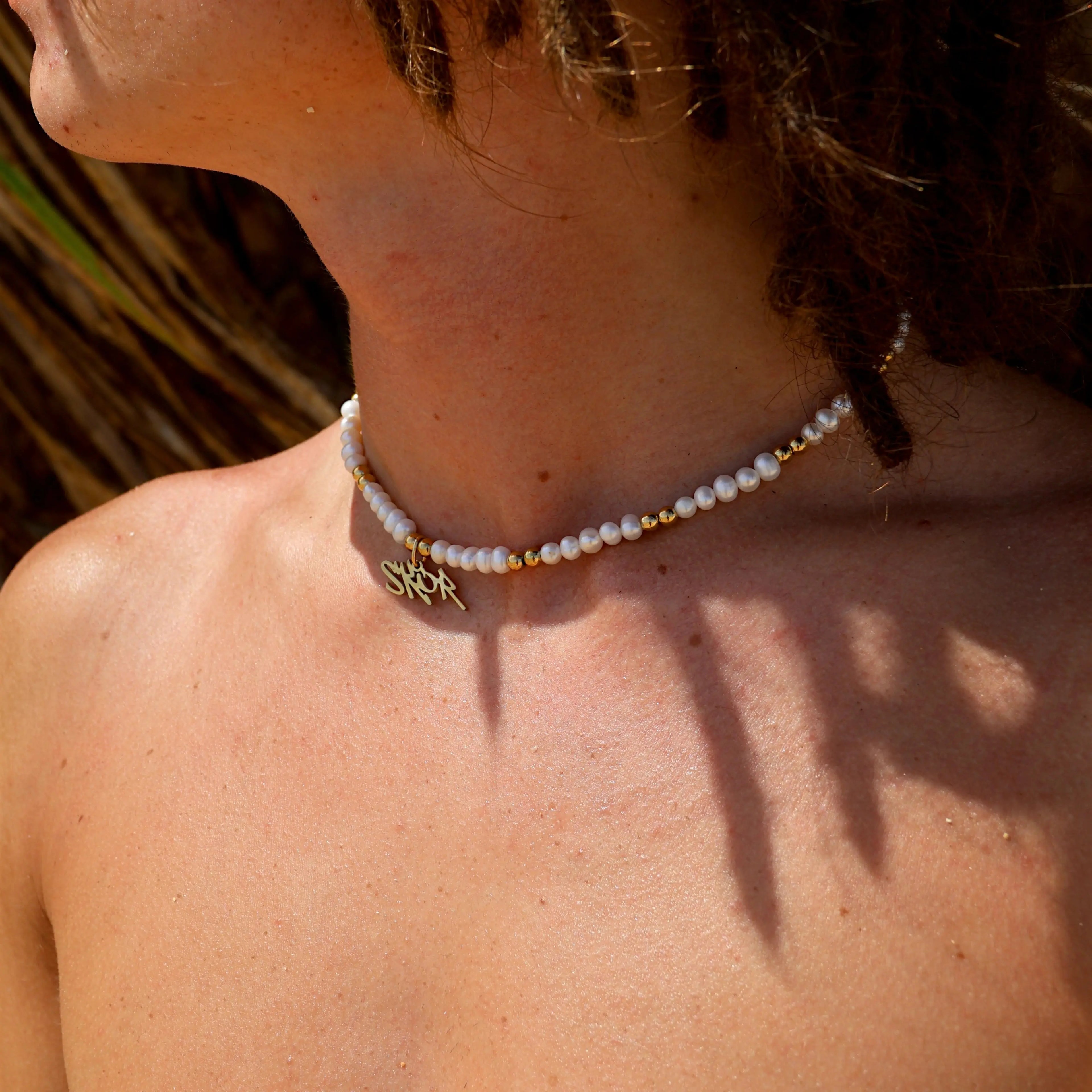 SIGNATURE PEARL CHAIN SKØR