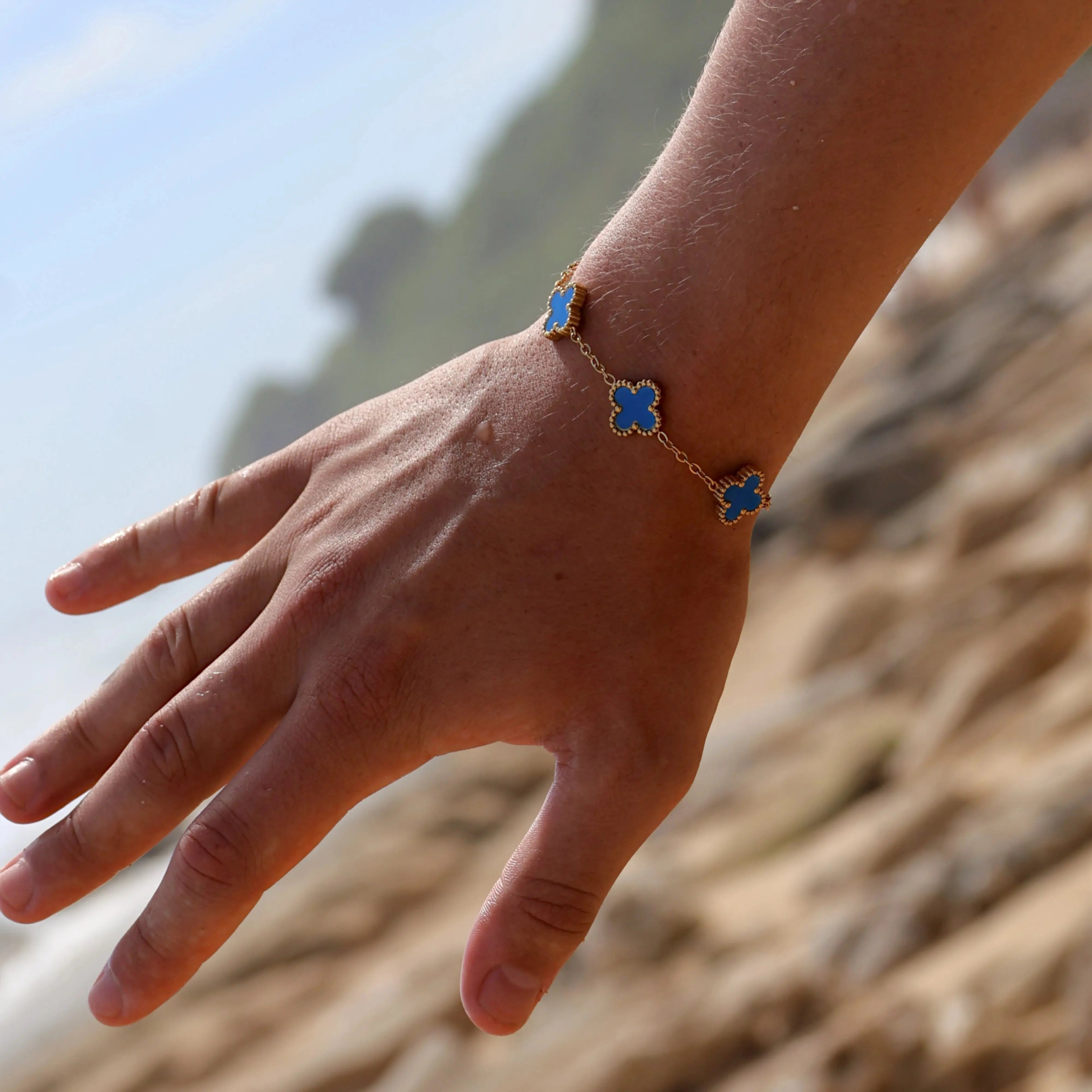 CLOVE BRACELET BLUE SKØR