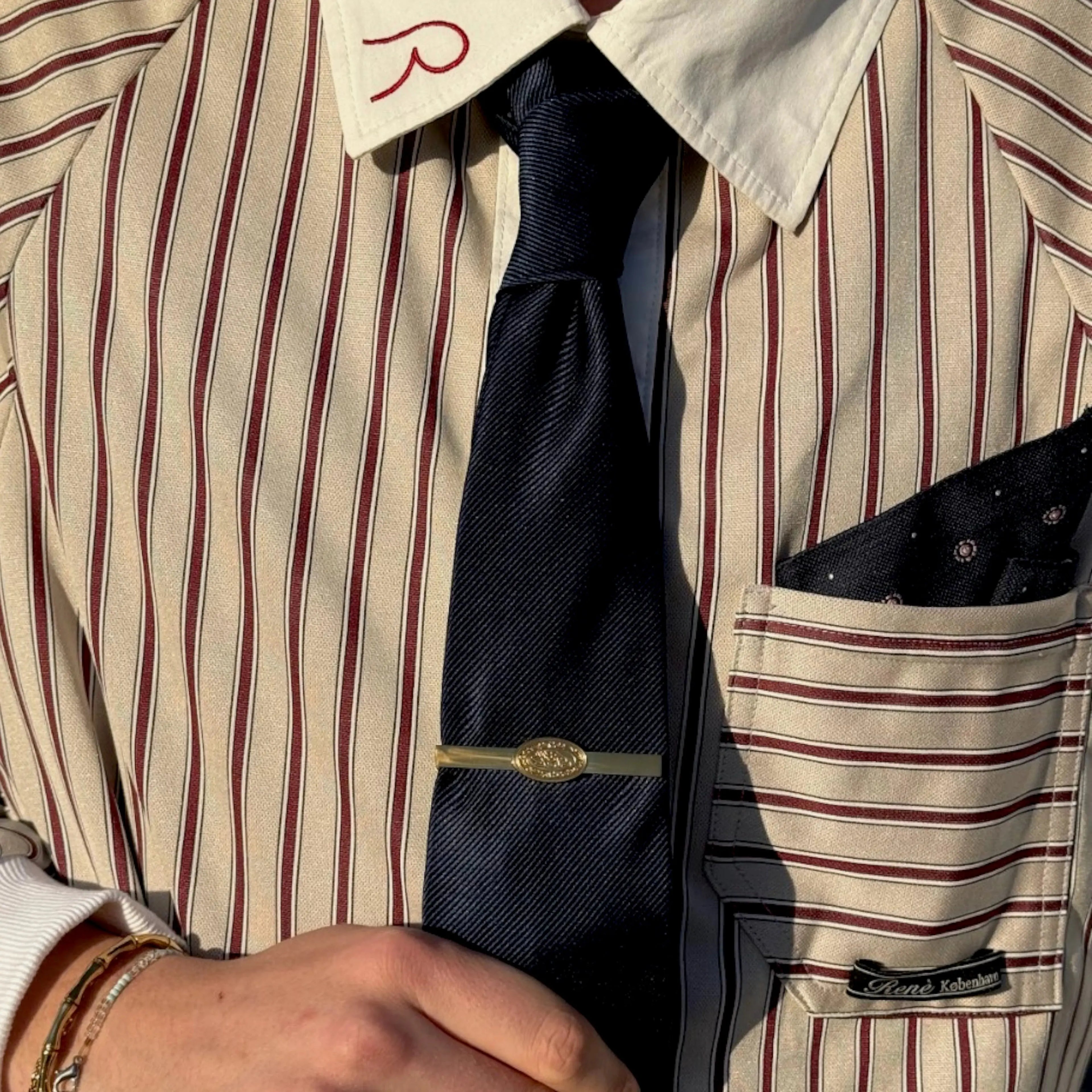NAVY TIE SKØR