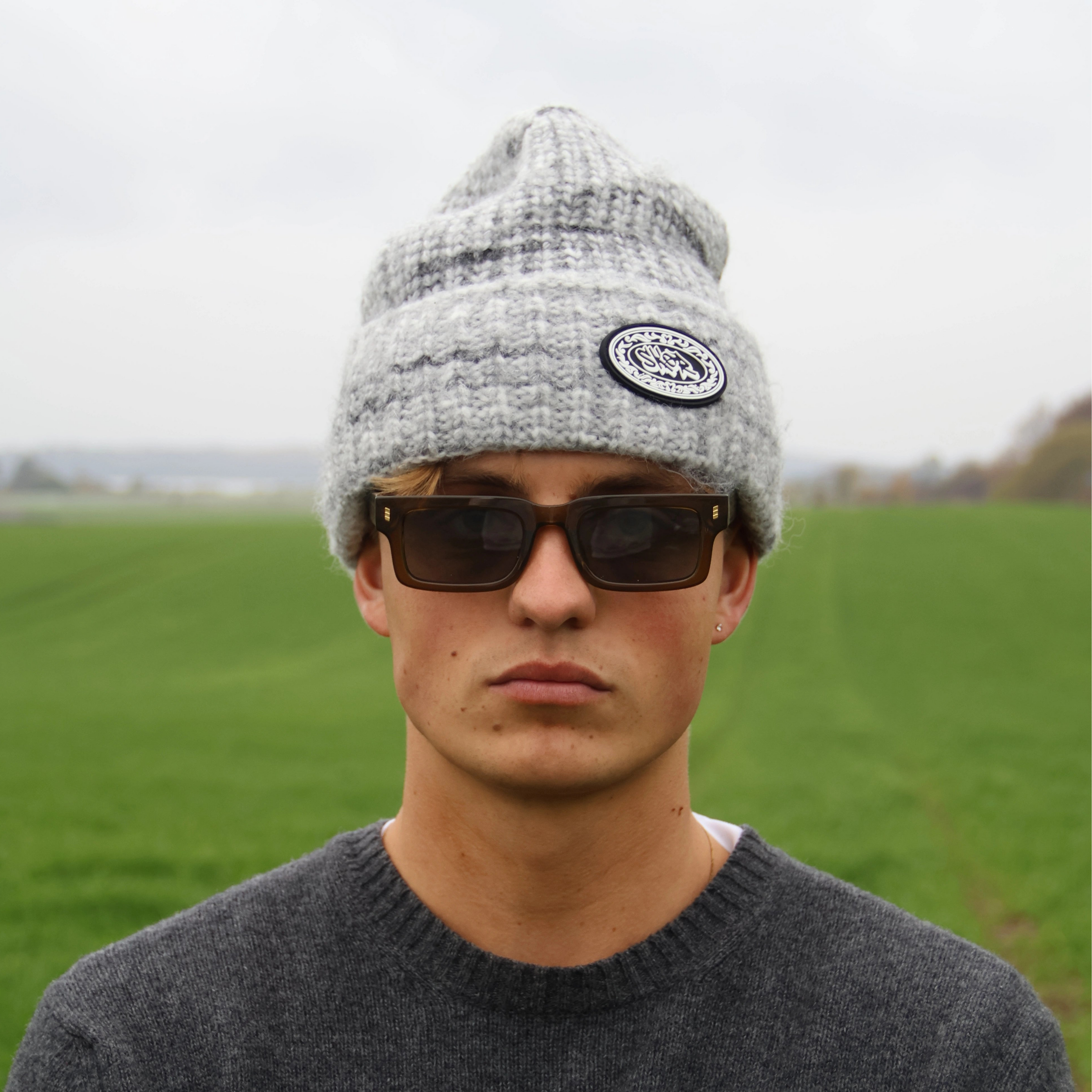 WHITE & BLACK BEANIE