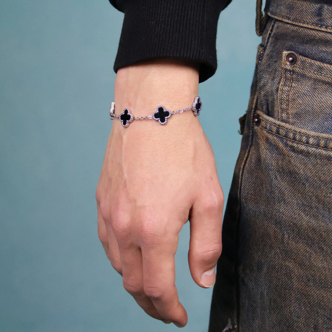 CLOVE BRACELET SILVER BLACK SKØR