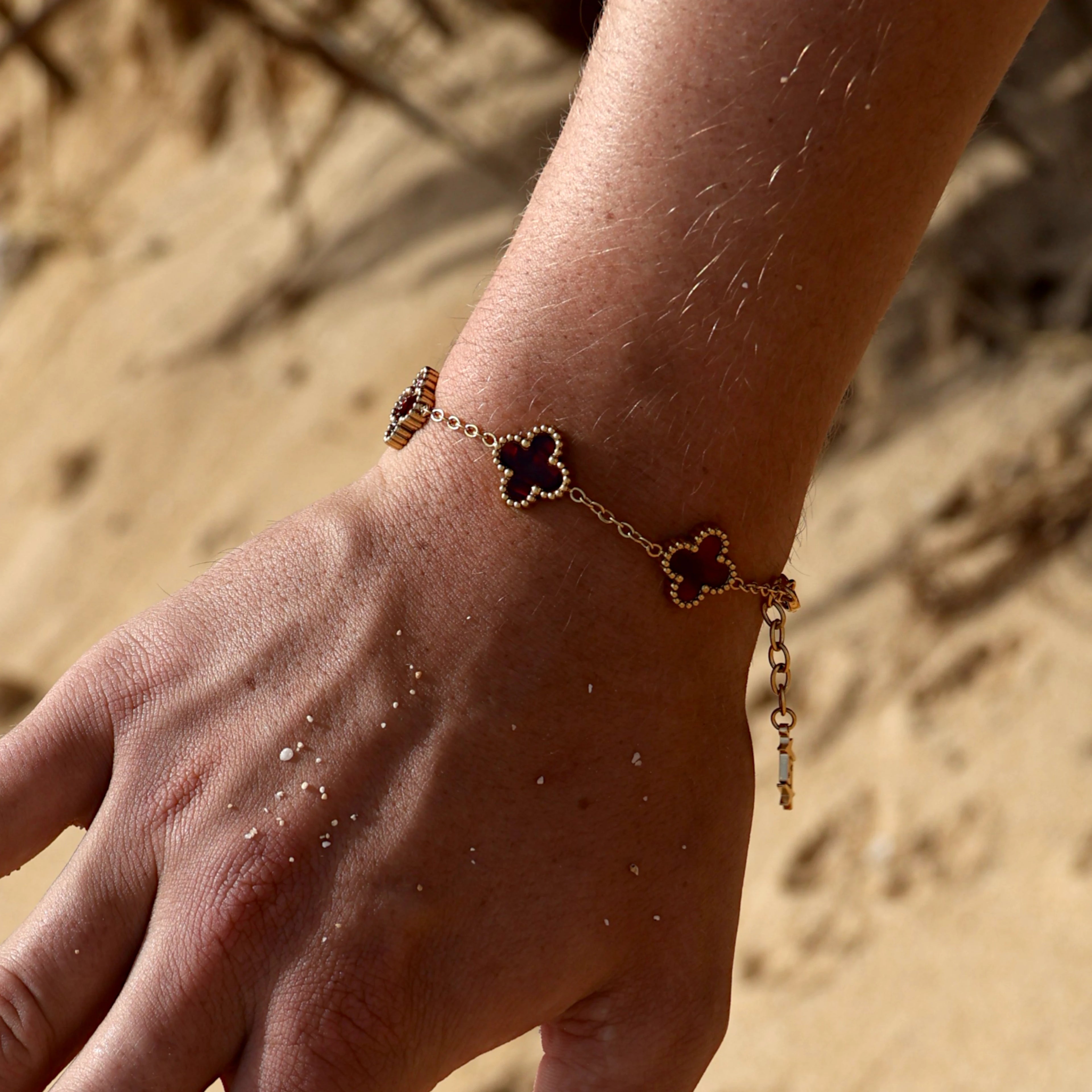 CLOVE BRACELET RUBY